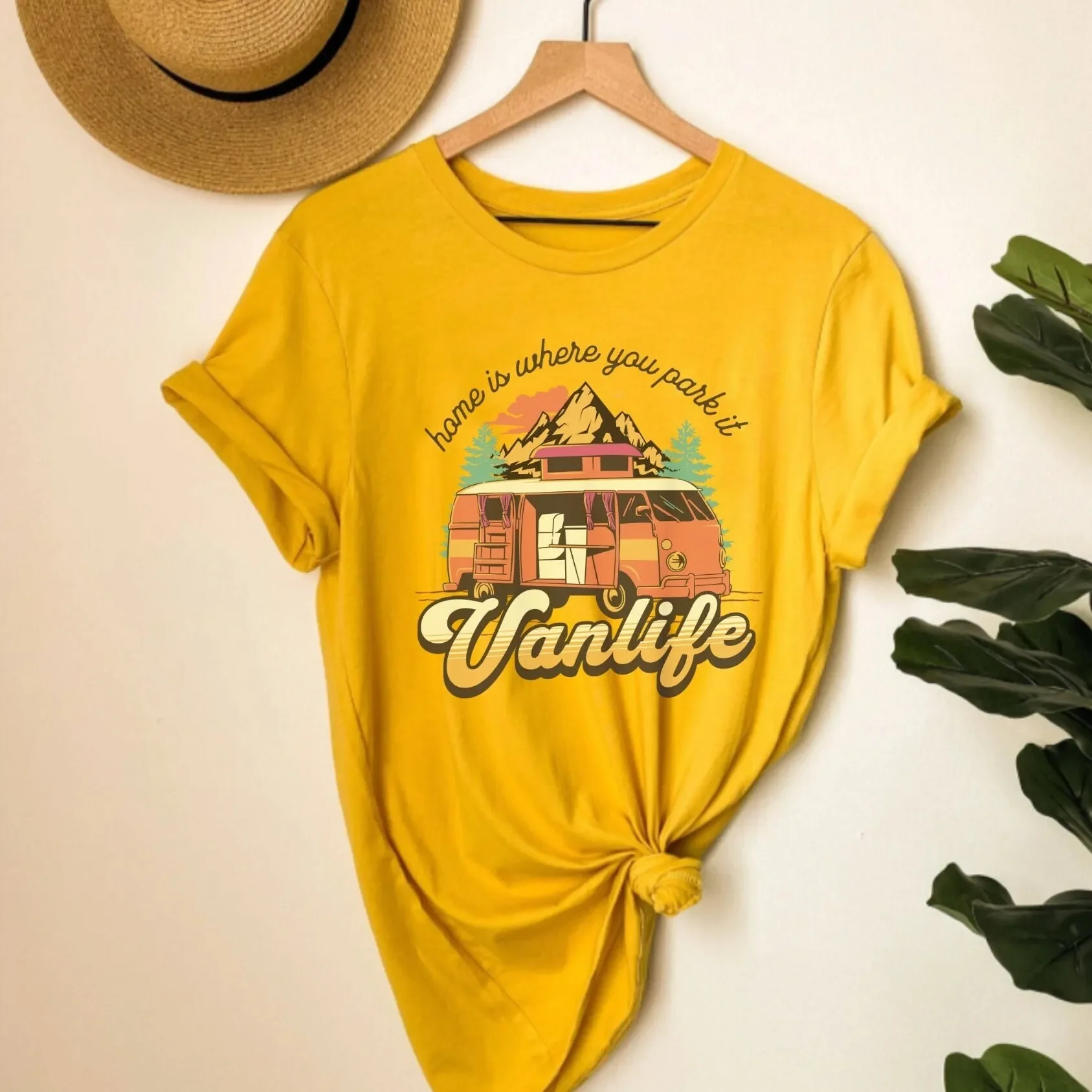 Outdoor Adventure Girls - Vanlife T-shirt Van Camping Adventure Explore