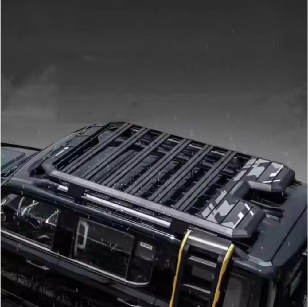 Tank 300 Dakkofferrek: Verhoog - Outdoor Adventure Experiences recensie en prijs